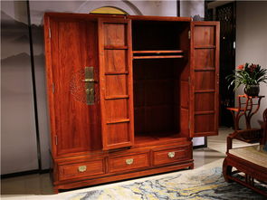 实木衣柜定制多少钱一平米,带你了解最新的实木衣柜价格