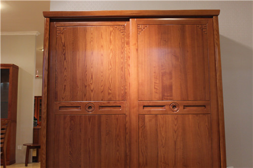 实木衣柜 匠心之选，为生活注入自然温度